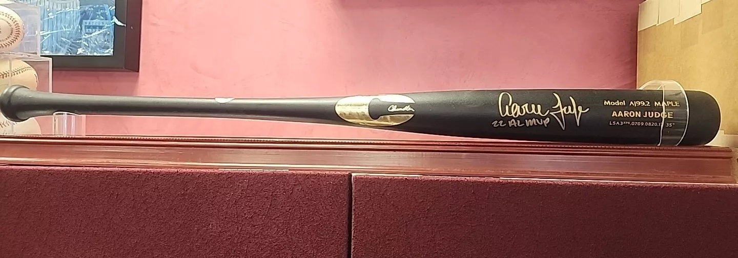 Aaron Judge Yankees Signed Chandler Game Model Bat with "22 AL MVP" Insc - Image 3