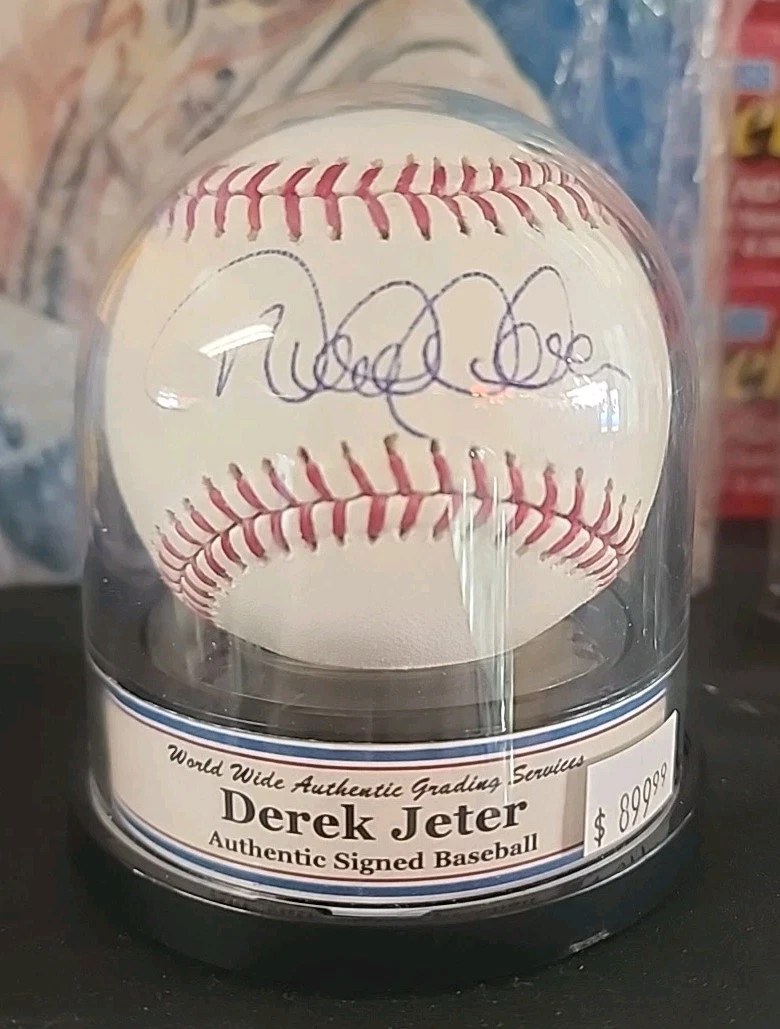 Derek Jeter Signed baseball JSA COA And WWA Encapsulated - Graded MINT Auto 9