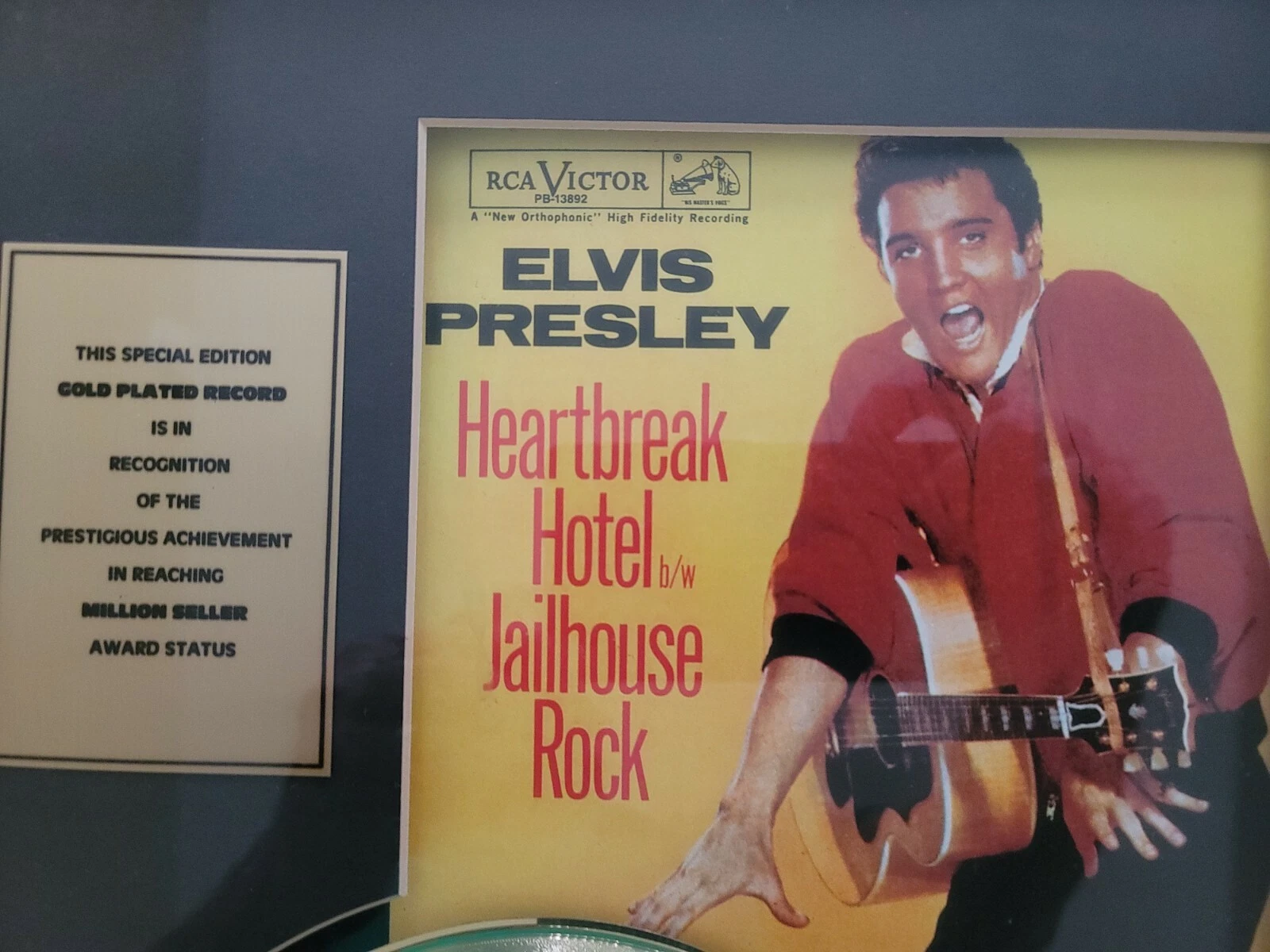 Elvis Presley Framed 24k Gold Plated 45 Record Heartbreak Hotel/Jailhouse Rock - Image 3