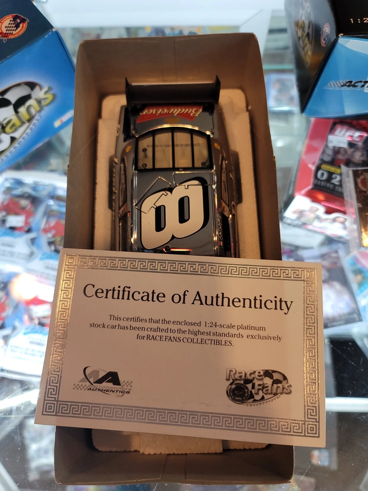 Race Fans 1:24 Dale Earnhardt Jr #8 Budweiser/3 Days Of Dale 2006 Monte Carlo SS - Image 6