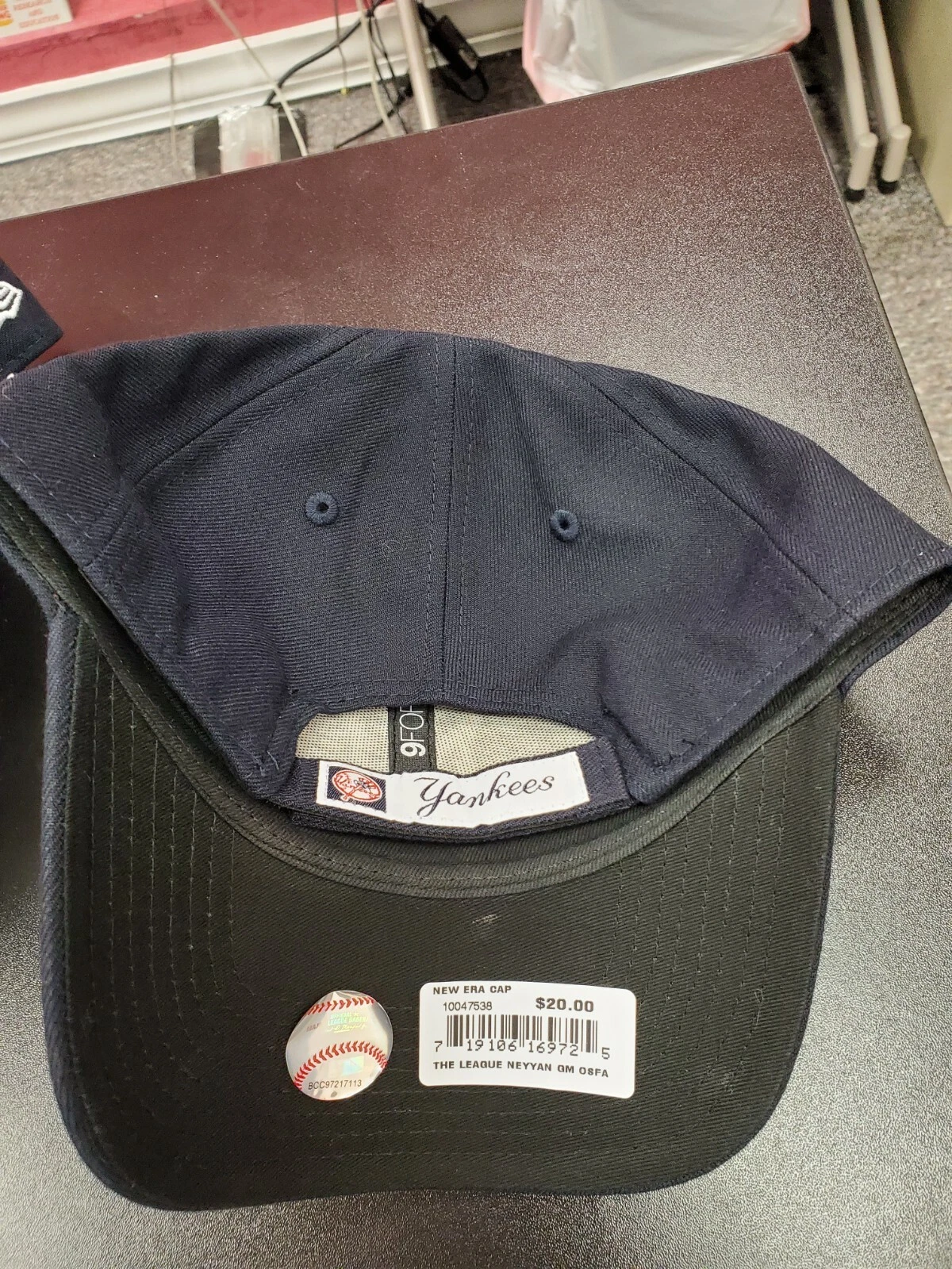 New York Yankees adjustable Hats from 2019 season Brand New - Image 3