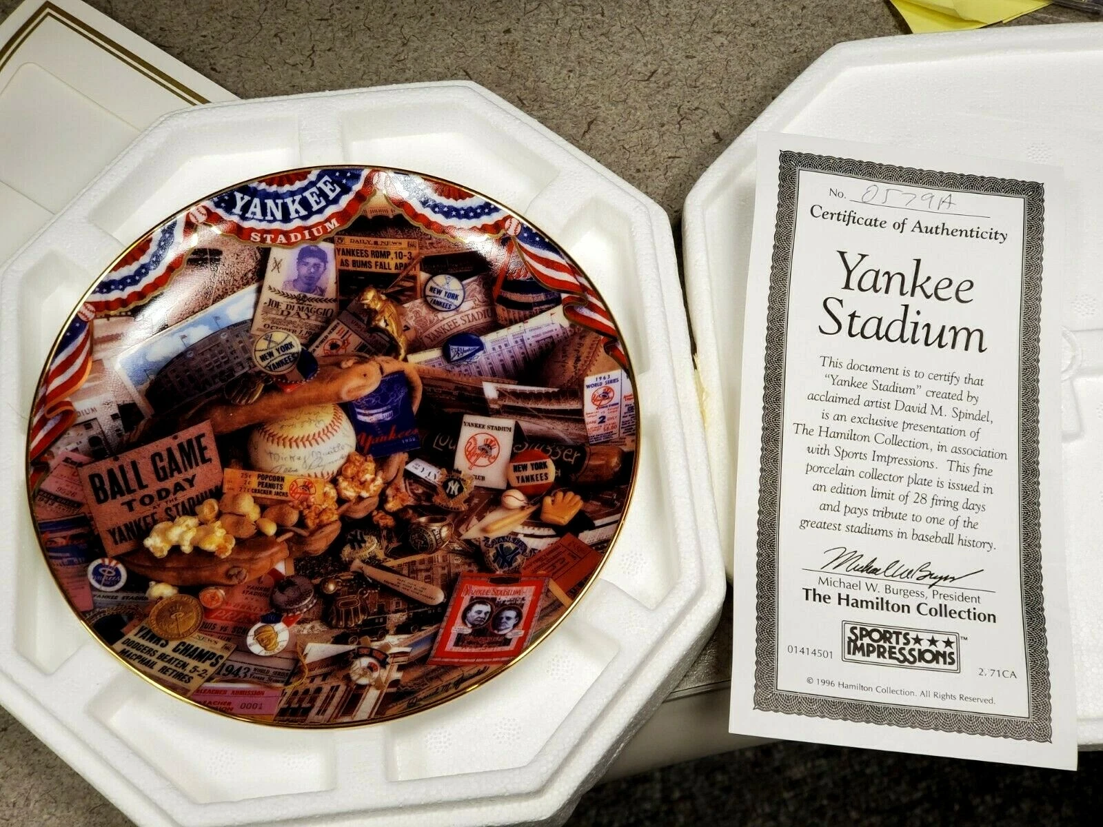 Hamilton Collection Yankee Stadium 6 1/2" Plate