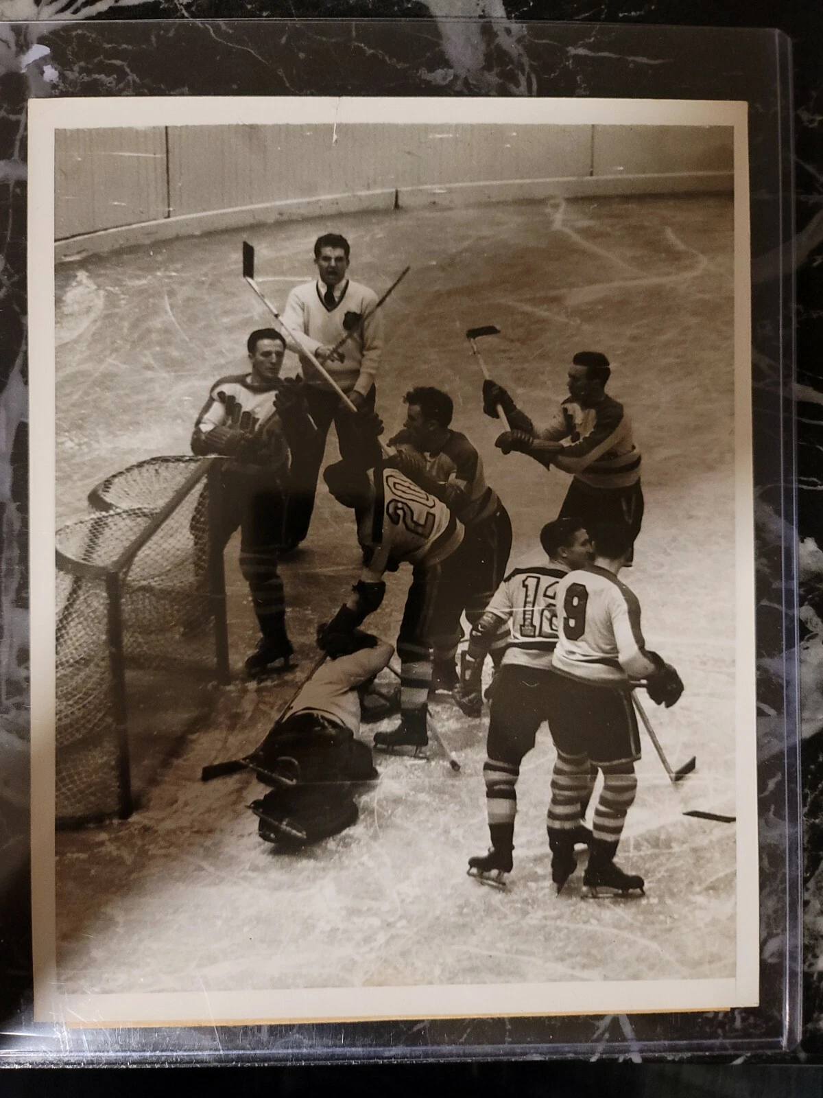New York Americans vs Boston Bruins very Rare 1942 Type 1 Press Photo.