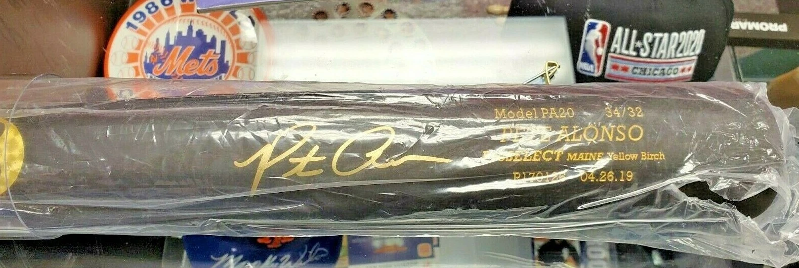Pete Alonso Game issued Signed Bat. Fanatics COA