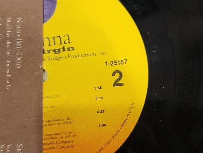 MADONA LIKE A VIRGIN Vinyl LP 1st Press,Sire 25157-1 With Lyrics 1984 - Image 5